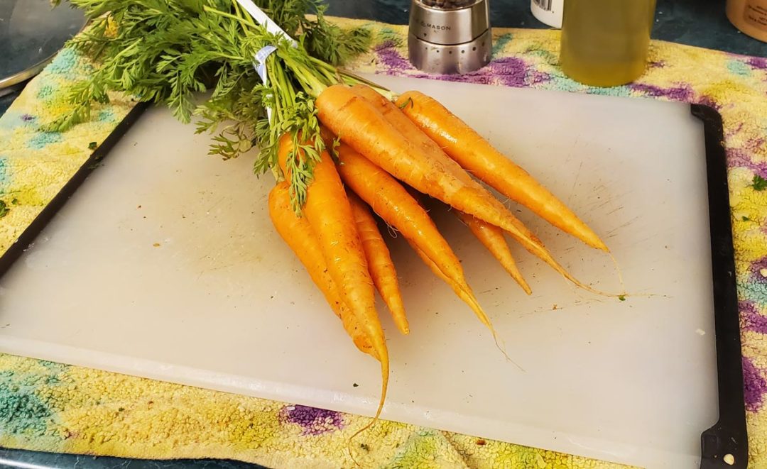 Roasted Carrots With Sumac And Honey YumSizzle