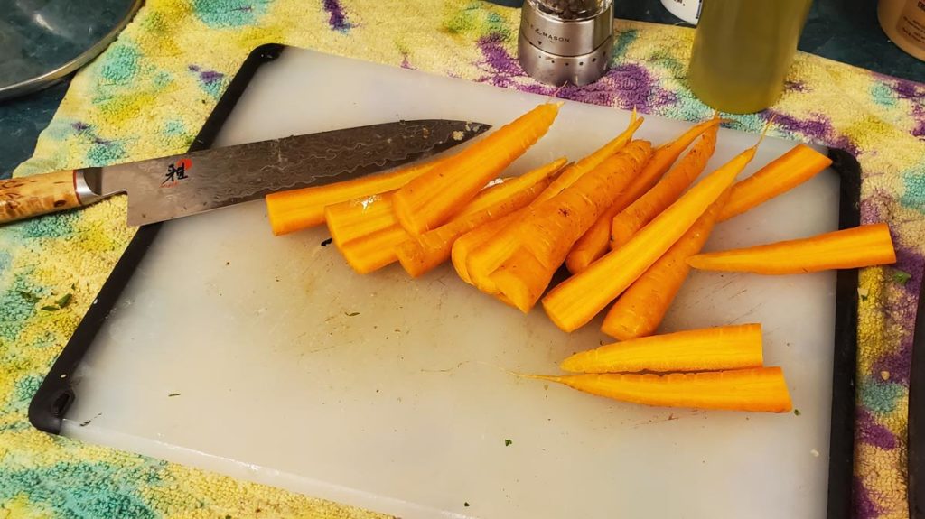 Roasted Carrots With Sumac And Honey YumSizzle